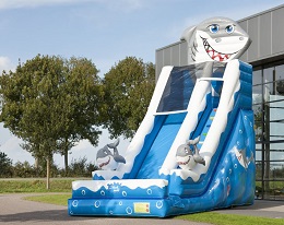 SUPER SHARK SLIDE