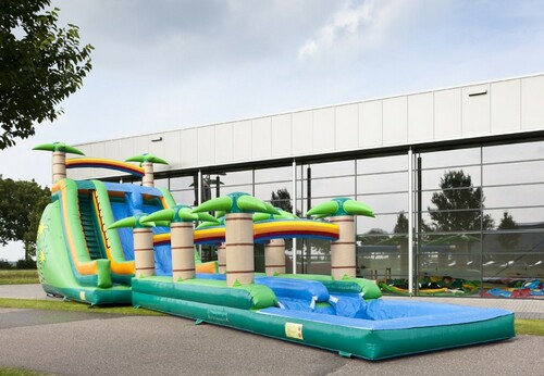 JUNGLE WATERSLIDE